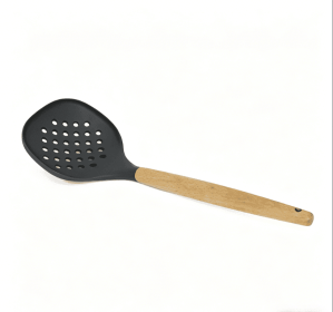 Wooden handle silicone cooking utensils, heat-resistant non-stick kitchen tools including spoon rests, egg beaters, tongs and spatulas (Style: skimmer)